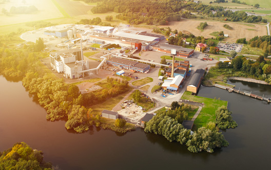 Fiskeby drönarbild Översiktsbild Fiskeby fabriksområde